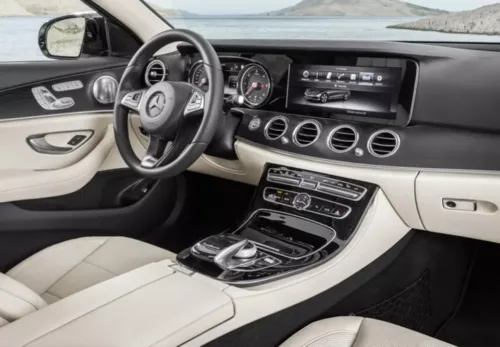 MERCEDES-BENZ E200 — изображение 3